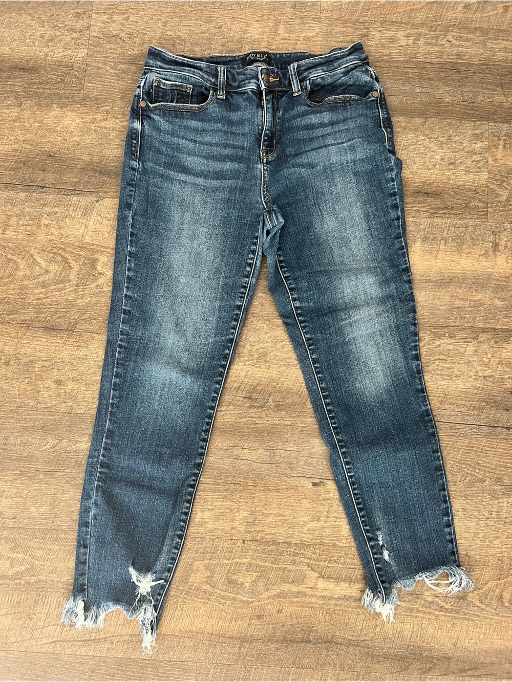 Women’s Judy Blue Slim Fit Distressed Blue High-Rise Skinny Jeans 9/29